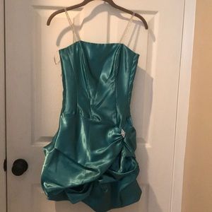 Beautiful turquoise prom dress.